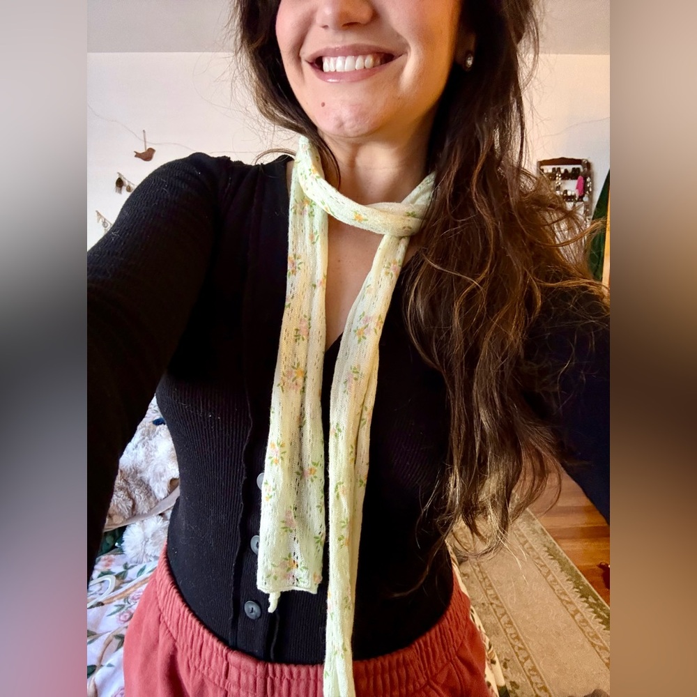 Vintage Ivory Cream Cottagecore Floral Eyelet Skinny Scarf 🌿